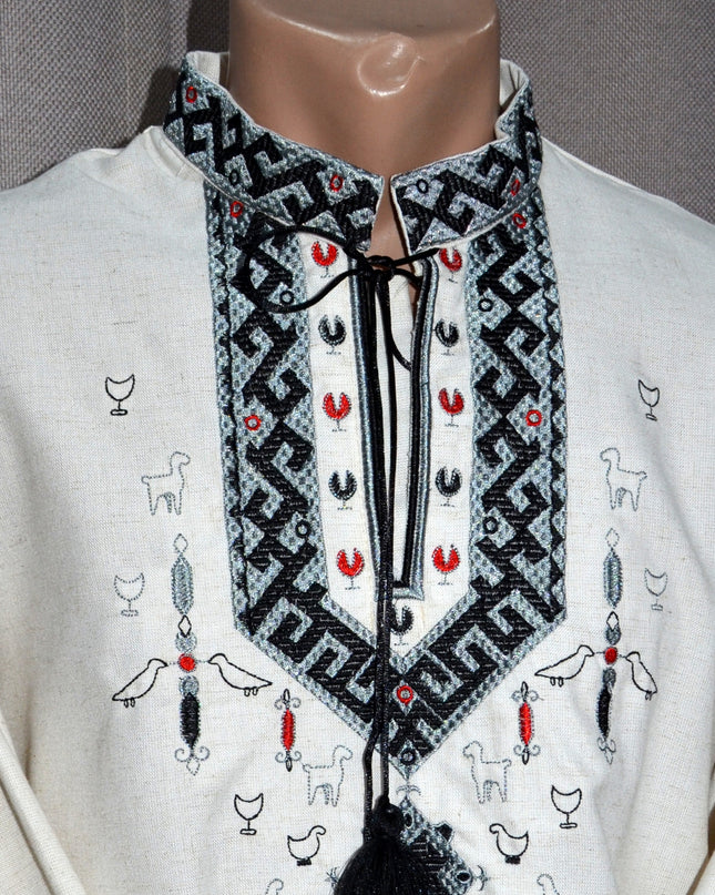 "Lyubomir" off-white shirt with embroidered animals