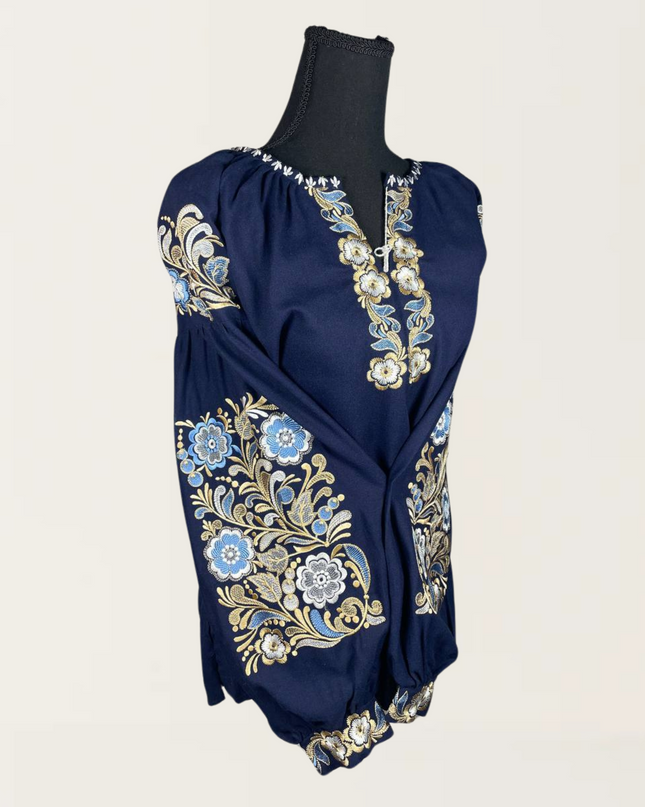 Blue blouse with flowers