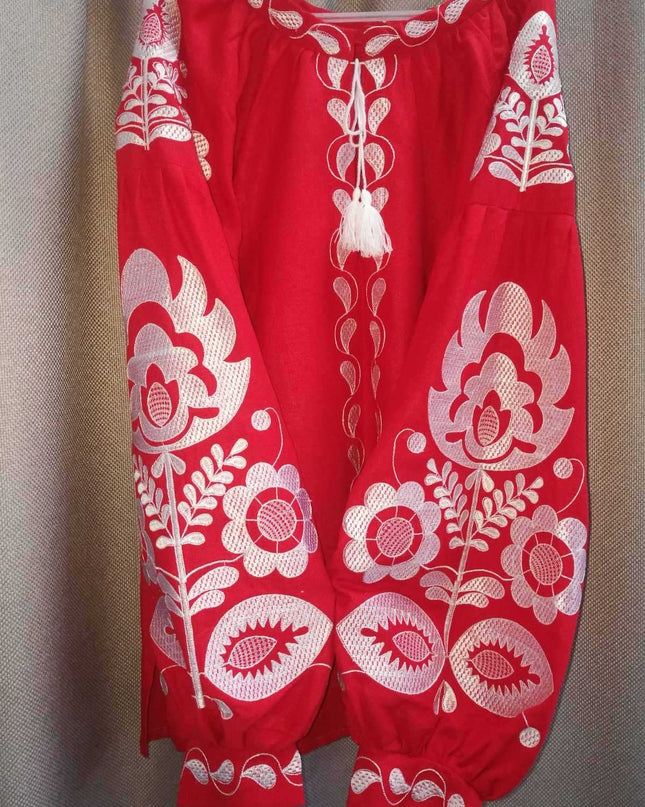 Large flowers red shirt