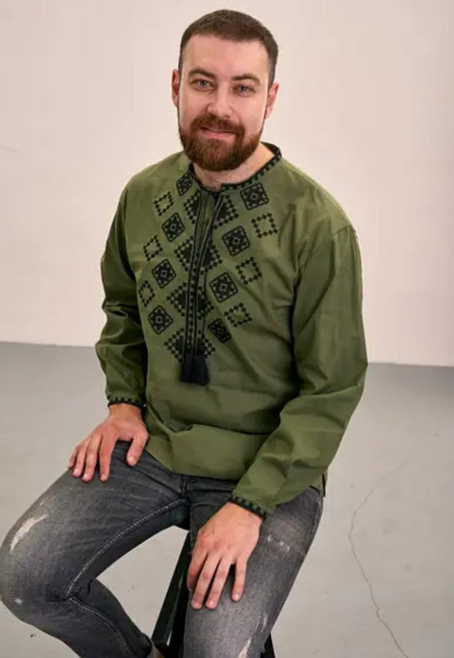 "Miroslav" embroidery shirt with rhombs